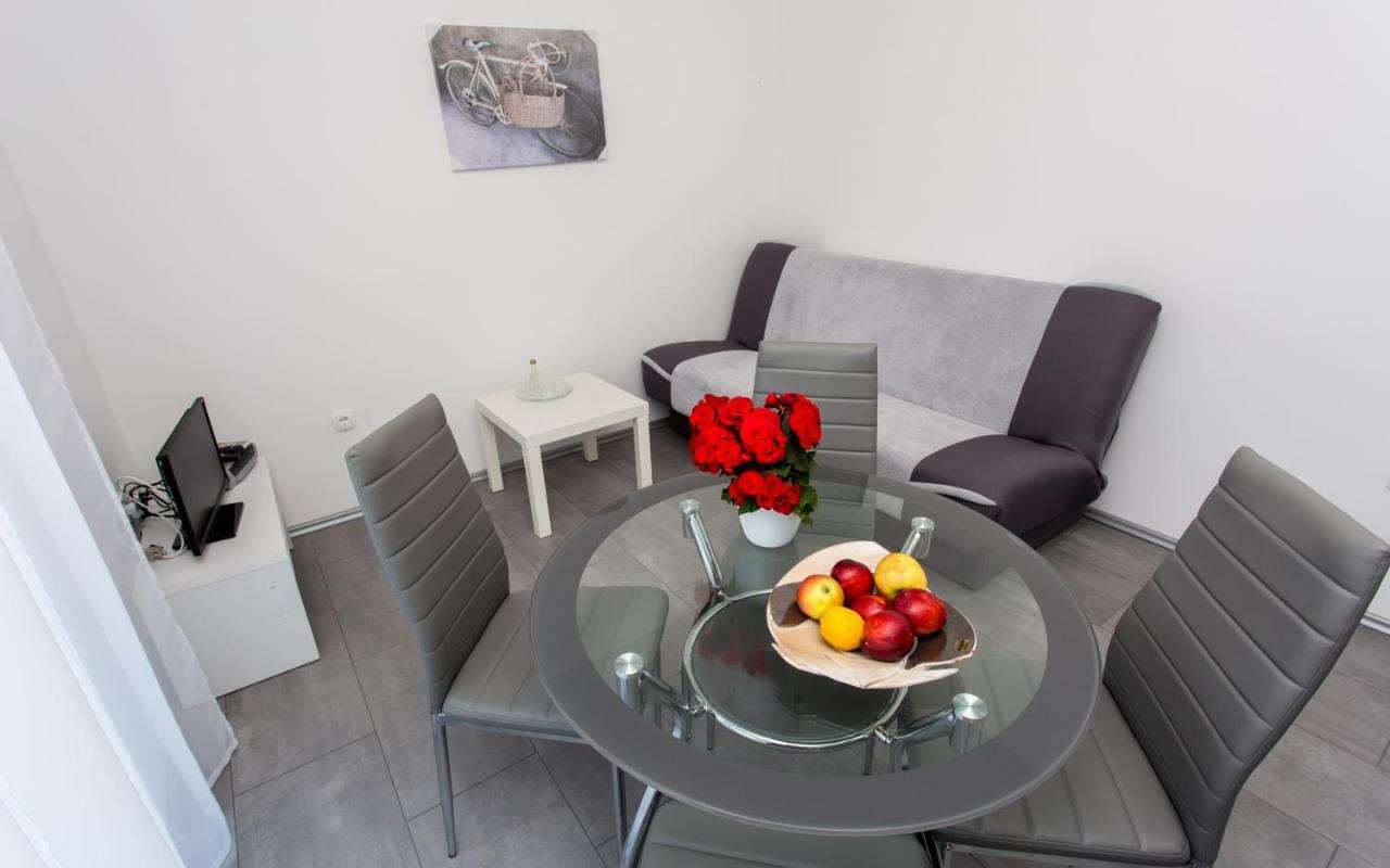 Apartment Mimi Draga Bascanska Ngoại thất bức ảnh