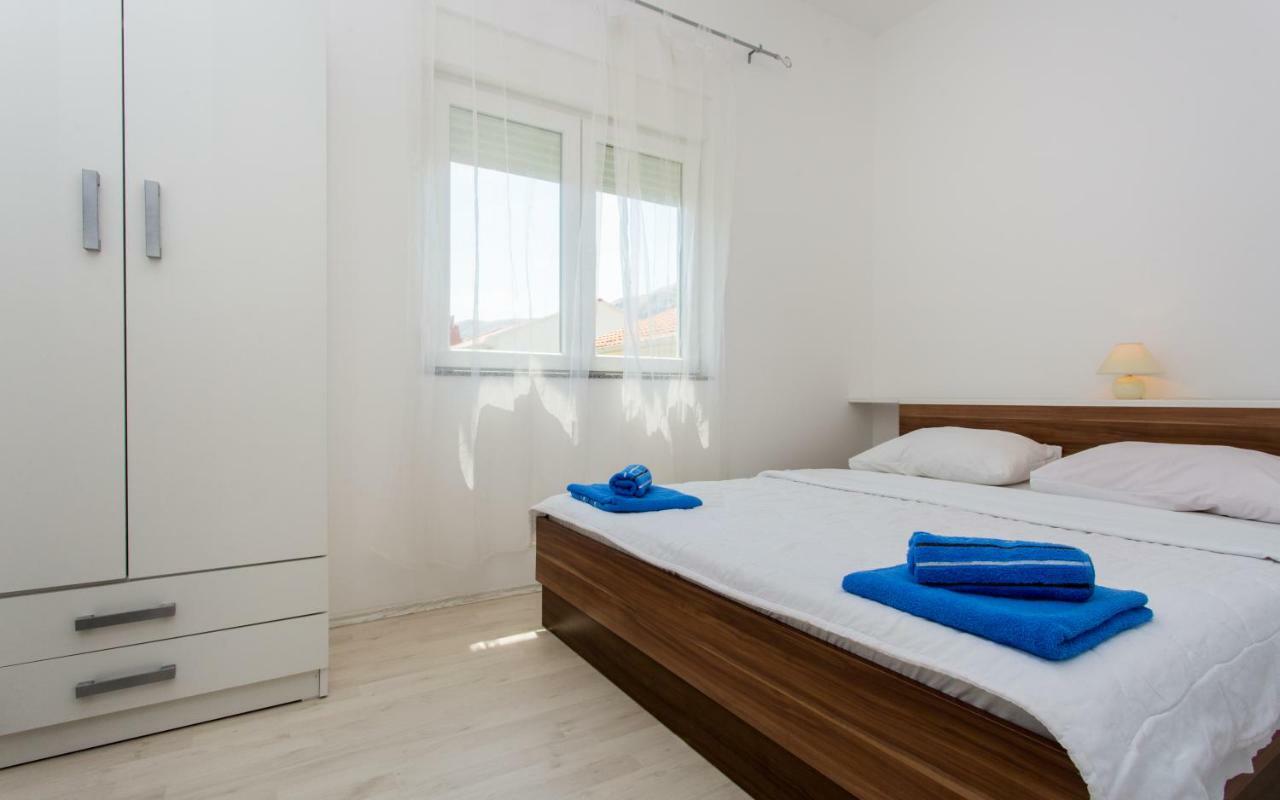 Apartment Mimi Draga Bascanska Ngoại thất bức ảnh