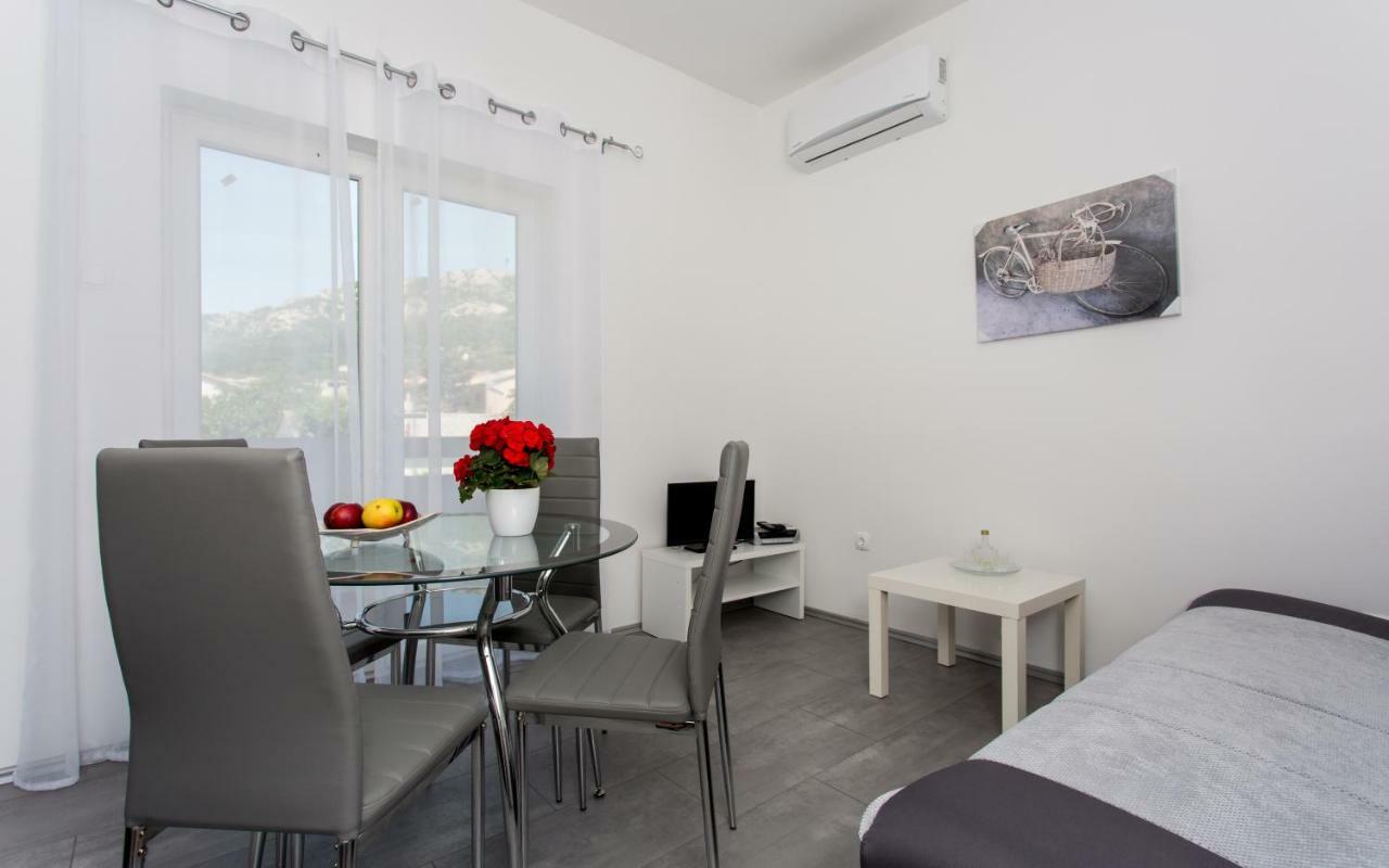 Apartment Mimi Draga Bascanska Ngoại thất bức ảnh